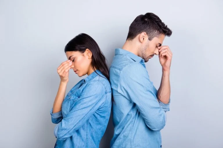 Tại sao các mối quan hệ luôn khiến tôi đau